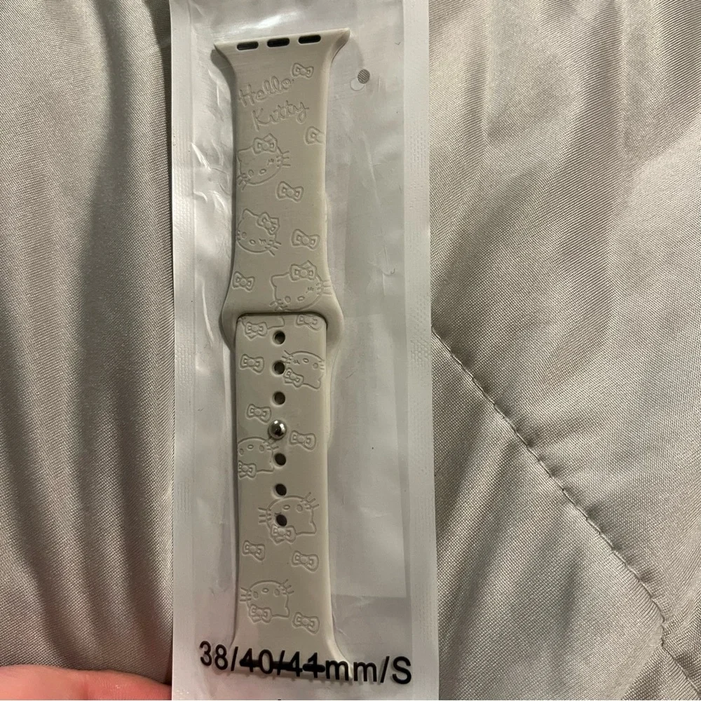❗️BOGO❗️ Hello Kitty Beige Watch Band(38/40/41mm)